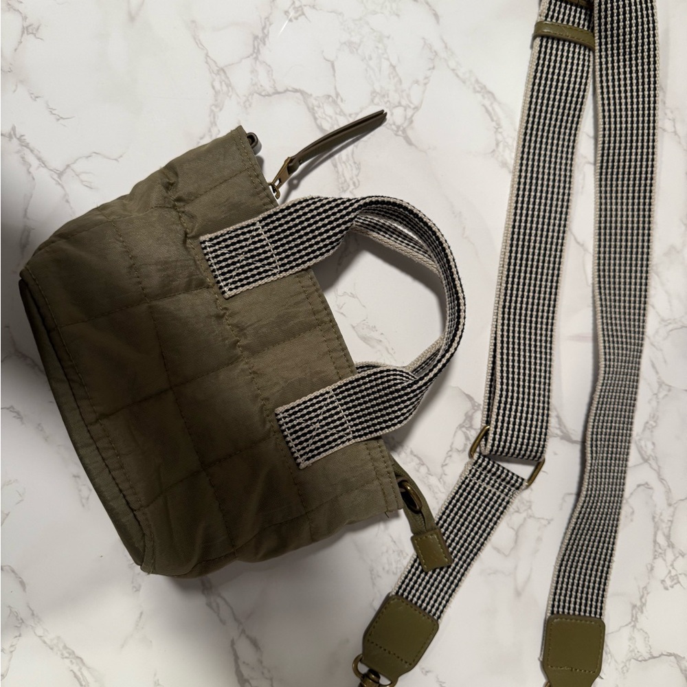 Crossbody bag